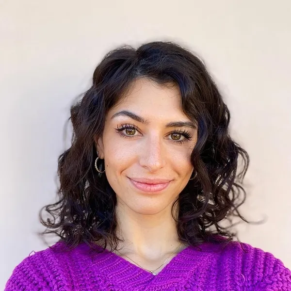 Srhairfeelers Half Wig - Straight and Wavy Hover